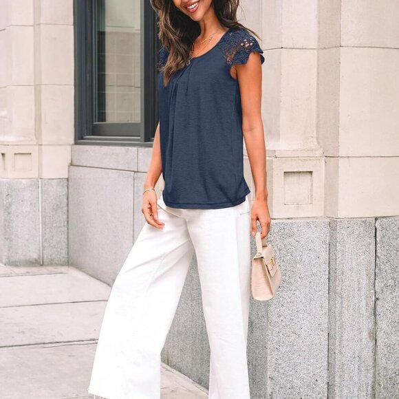 Chic Loose-Fit Lace Sleeve Top - Perfect for Business Casual and Summer Layers - Picture 3 of 5